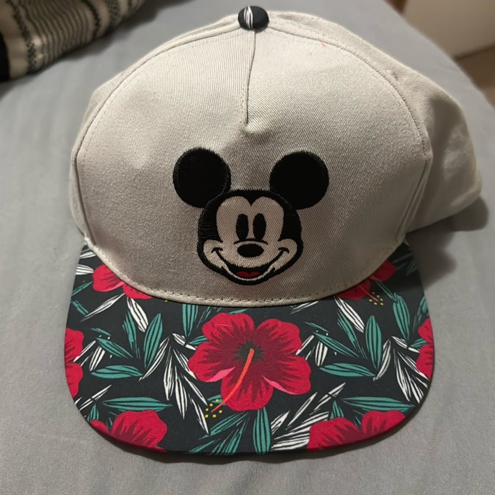 Mickey Mouse SnapBack Hat 💚5/$25